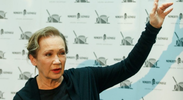 Udvaros Dorottya kiállása