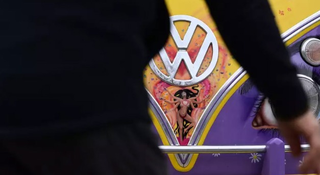 Szögre akaszthatja a Volkswagen a gigaakkumulátorok építésének tervét Kelet-Európában