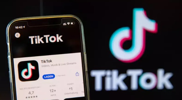 Újabb ország tiltja be a TikTokot